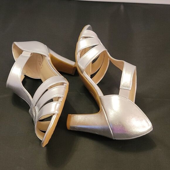 BRAND NEW LIFE STRIDE WOMEN'S LOW BLOCK HEEL SANDAL R3 - Picture 12 of 16